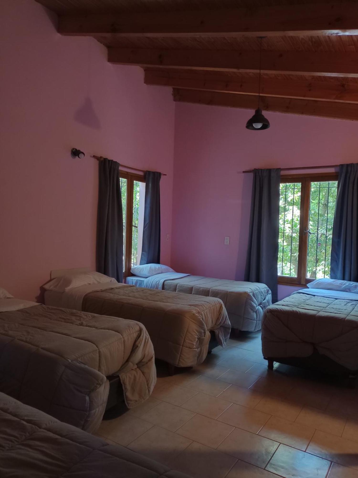 Cuatro Cerros Hostel San Carlos de Bariloche Bagian luar foto
